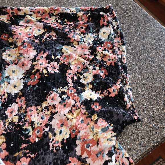 Maurices Black Floral Kimono Colorful Black One Size Shoulder Smocking Bohemiem - Picture 6 of 12